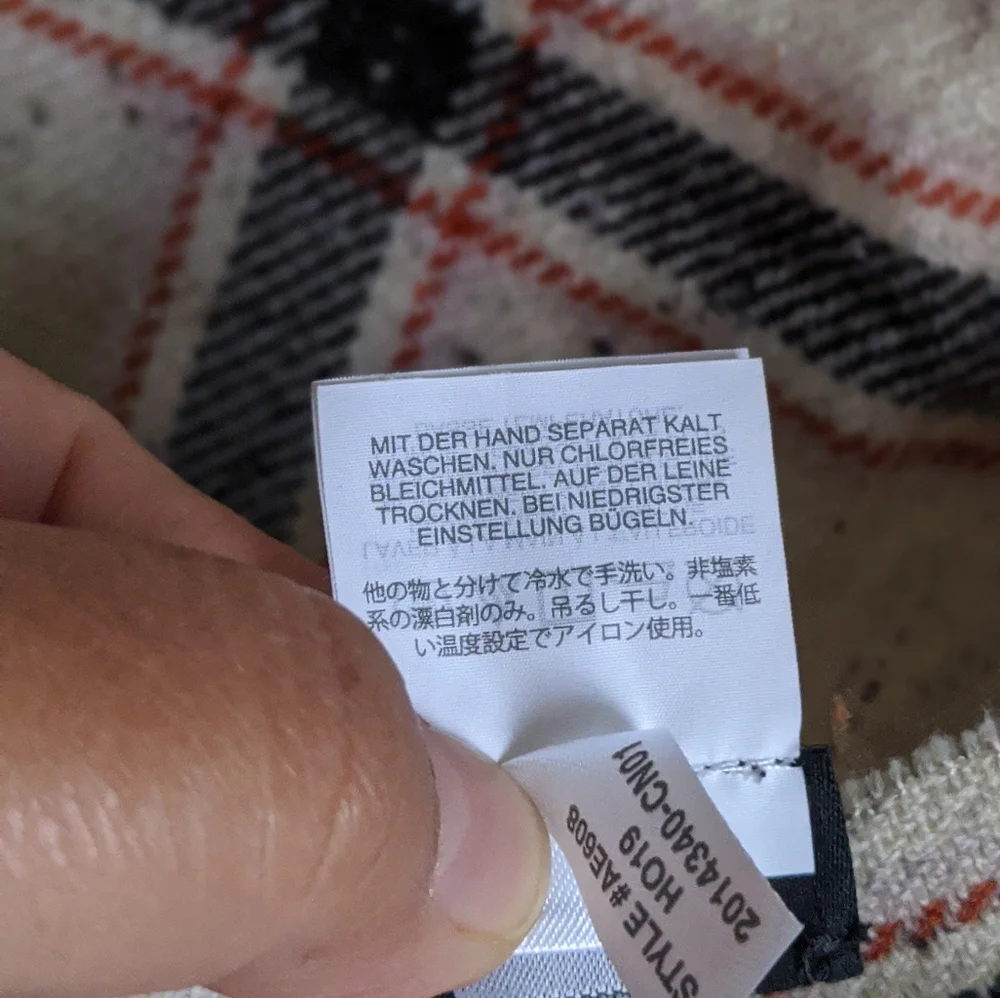 Madewell Hanstone Plaid Knotted Fringe Beige Cream Scarf - Picture 4 of 7